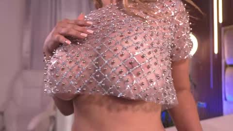 Alicia Lang online show from November 16, 2:55 pm