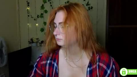 Snapshot of alicia_side_red chatting on September 9, 5:34 pm Alicia online show from September 9, 5:34 pm