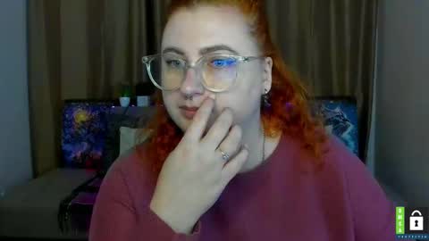 Snapshot of alicia_side_red chatting on October 13, 11:21 am Alicia online show from October 13, 11:21 am