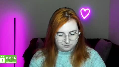 Snapshot of alicia_side_red chatting on October 16, 11:22 am Alicia online show from October 16, 11:22 am