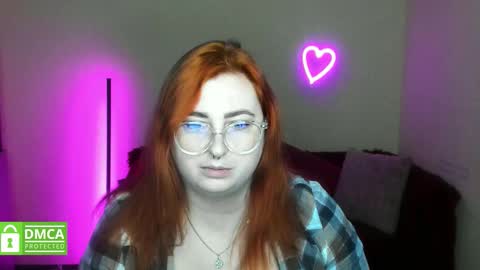 Snapshot of alicia_side_red chatting on November 3, 12:28 pm Alicia online show from November 3, 12:28 pm