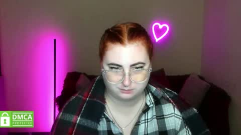 Snapshot of alicia_side_red chatting on November 4, 6:23 am Alicia online show from November 4, 6:23 am