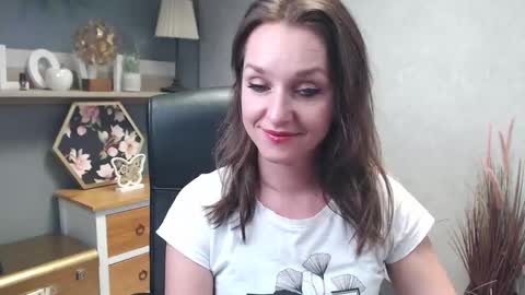 Alicia online show from December 17, 4:21 pm