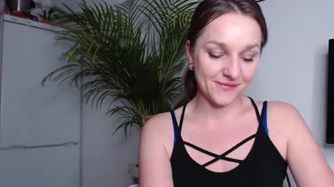 Alicia online show from February 13, 3:03 pm