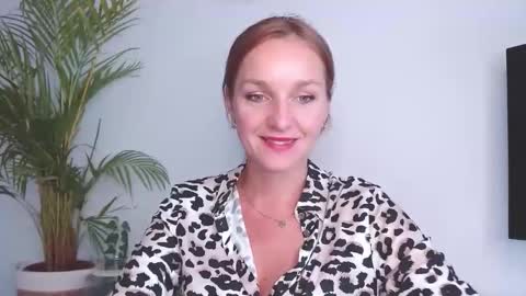 Alicia online show from September 12, 5:51 am