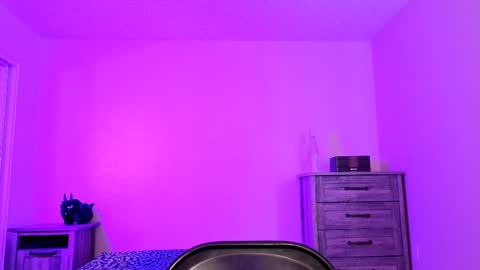 Snapshot of aliciaz3 chatting on September 23, 5:38 pm Alicia Hebi online show from September 23, 5:38 pm