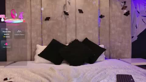 Ali Diaz online show from October 30, 8:20 pm