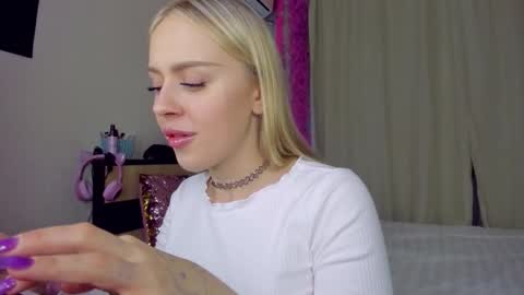 alinaocean online show from October 7, 7:00 pm