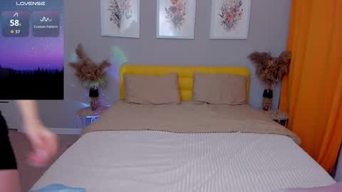 alinaocean online show from November 14, 8:51 pm