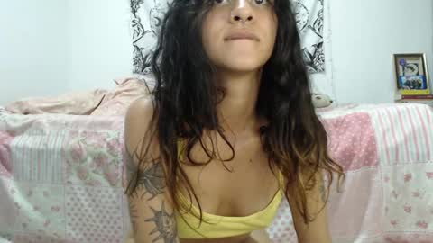 Snapshot of alinawoolf_ chatting on January 14, 5:30 am Ali online show from January 14, 5:30 am