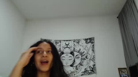 Snapshot of alinawoolf_ chatting on March 10, 3:12 am Ali online show from March 10, 3:12 am