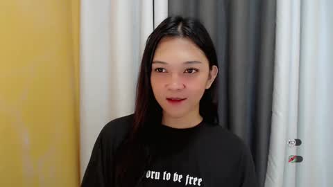 Snapshot of alisa_kiss_ chatting on January 17, 3:32 pm Shanti xhey online show from January 17, 3:32 pm