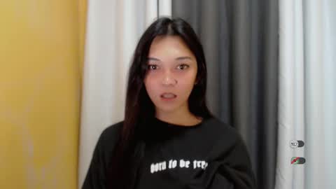 Snapshot of alisa_kiss_ chatting on January 18, 3:27 pm Shanti xhey online show from January 18, 3:27 pm