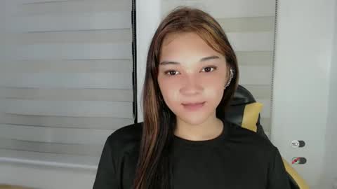 Snapshot of alisa_kiss_ chatting on February 5, 9:46 am Shanti xhey online show from February 5, 9:46 am