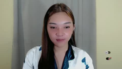 Snapshot of alisa_kiss_ chatting on February 9, 6:54 am Shanti xhey online show from February 9, 6:54 am