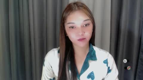 Snapshot of alisa_kiss_ chatting on February 9, 7:41 pm Shanti xhey online show from February 9, 7:41 pm
