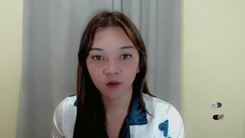 Snapshot of alisa_kiss_ chatting on February 10, 5:14 am Shanti xhey online show from February 10, 5:14 am