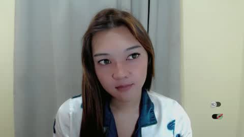 Snapshot of alisa_kiss_ chatting on February 19, 9:17 am Shanti xhey online show from February 19, 9:17 am