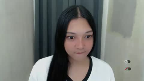 Snapshot of alisa_kiss_ chatting on September 13, 3:23 pm Shanti xhey online show from September 13, 3:23 pm