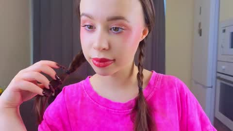 alise online show from February 6, 11:54 am