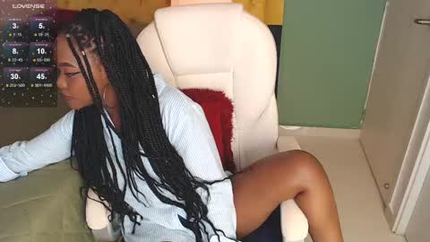 Luna online show from December 7, 8:49 pm