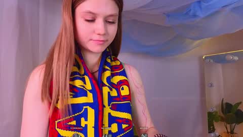 Alisia online show from December 15, 10:28 am