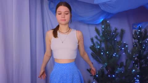 Alisia online show from December 30, 7:15 am