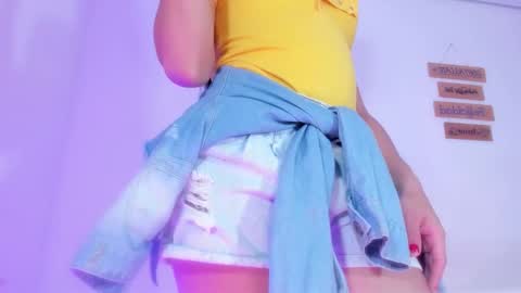 Alisia online show from October 8, 9:01 pm