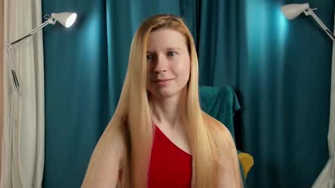 Alice online show from February 25, 2:11 pm