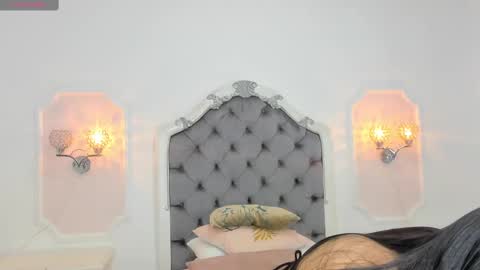 Snapshot of alison_carde05 chatting on September 19, 7:58 pm Alison online show from September 19, 7:58 pm