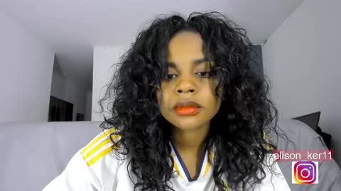 Snapshot of alison_ker chatting on December 7, 11:45 pm Sofias house online show from December 7, 11:45 pm