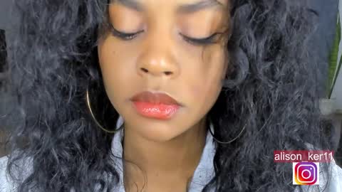 Snapshot of alison_ker chatting on December 24, 8:11 am Sofias house online show from December 24, 8:11 am