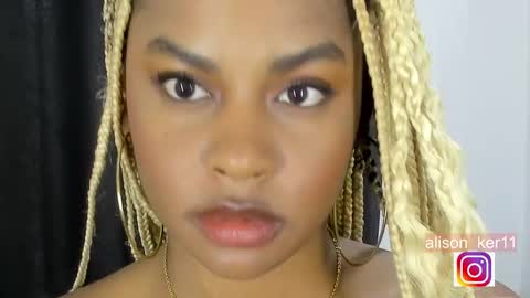 Snapshot of alison_ker chatting on January 19, 11:12 am Sofias house online show from January 19, 11:12 am