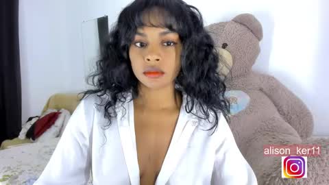 Snapshot of alison_ker chatting on February 9, 6:43 am Sofias house online show from February 9, 6:43 am