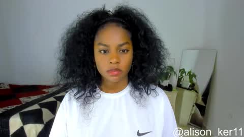 Snapshot of alison_ker chatting on October 25, 8:11 am Sofias house online show from October 25, 8:11 am