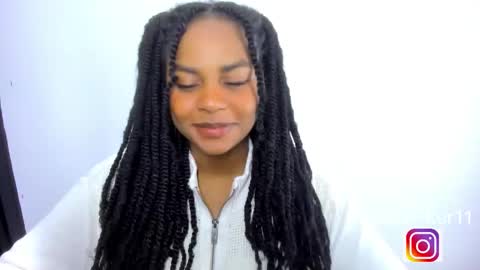 Snapshot of alison_ker chatting on November 25, 8:36 am Sofias house online show from November 25, 8:36 am