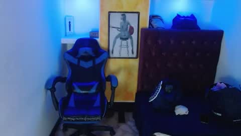 ALISON MOON online show from September 19, 12:28 pm