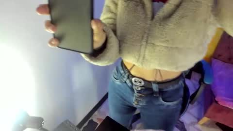 ALISON MOON online show from October 23, 11:20 am