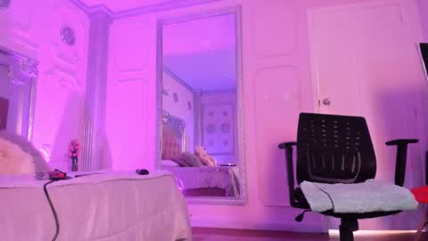 Alison Fishert online show from February 4, 3:04 pm