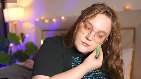 Alissa online show from December 5, 12:44 pm