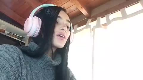 Snapshot of alisson369_ chatting on January 14, 4:08 pm Alisson369 online show from January 14, 4:08 pm