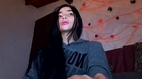 Snapshot of alisson369_ chatting on October 28, 9:57 am Alisson369 online show from October 28, 9:57 am