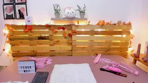 Alisson  online show from February 23, 1:10 pm