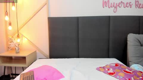 alissonmartin online show from January 23, 2:50 pm