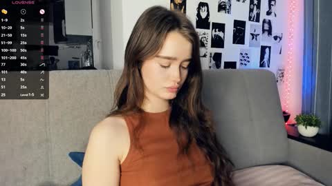 Alivia online show from November 28, 9:34 am