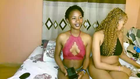 aliyah001 online show from October 9, 6:50 pm