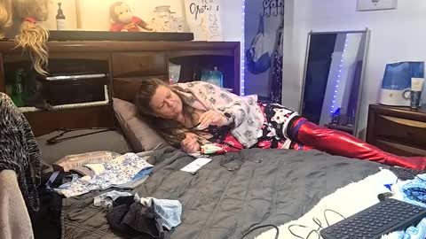 Stormy Day  online show from December 8, 7:58 am