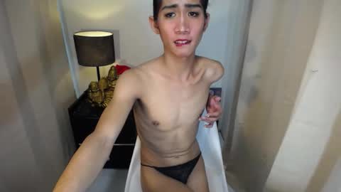 Snapshot of allday_mistress chatting on December 29, 8:11 am trina online show from December 29, 8:11 am