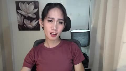 Snapshot of allday_mistress chatting on February 17, 1:47 am trina online show from February 17, 1:47 am