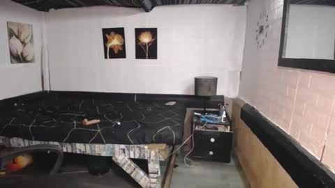 Snapshot of allday_mistress chatting on September 12, 5:46 pm trina online show from September 12, 5:46 pm